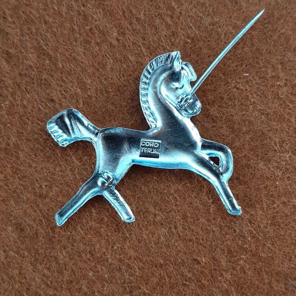 Coro Vintage 1940s Sterling Silver Running Horse Brooch - Picture 6 of 11